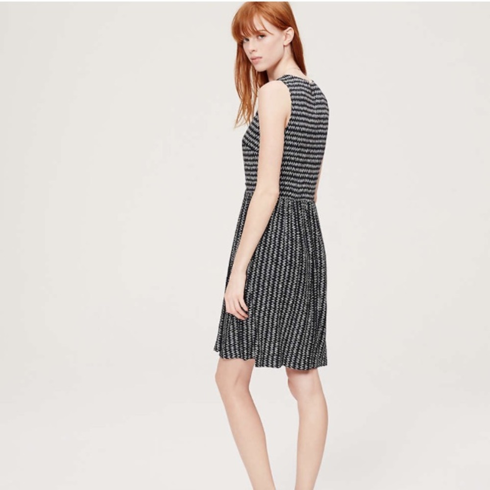 Loft dash print dress in size S TALL